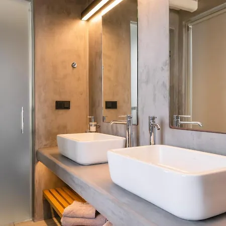 Olivia Mykonos * アギオス・ステファノス